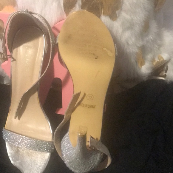 Eye Candle silver heel 3 in heels - Picture 2 of 3